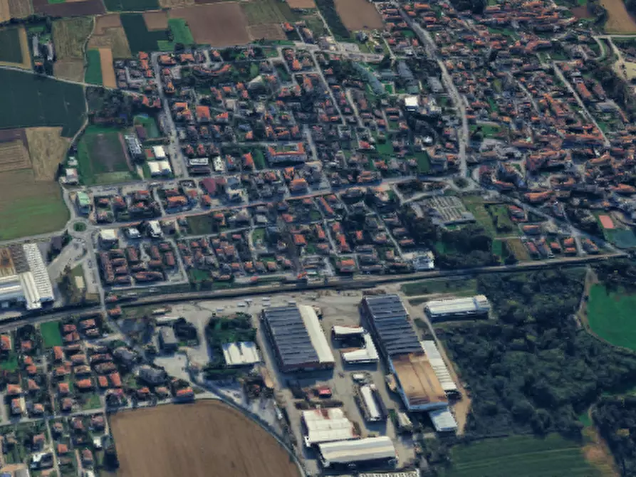 Immagine 10 di Garage in vendita  in Via Bravi a Terno D'isola