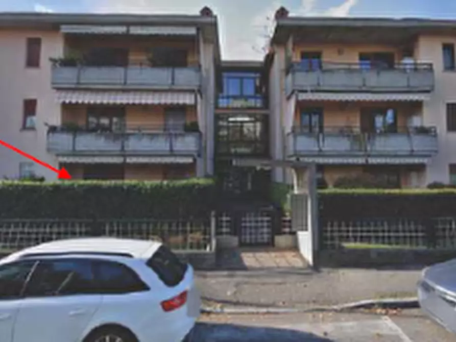 Immagine 1 di Appartamento in vendita  in Via L. Cherubini a Dalmine