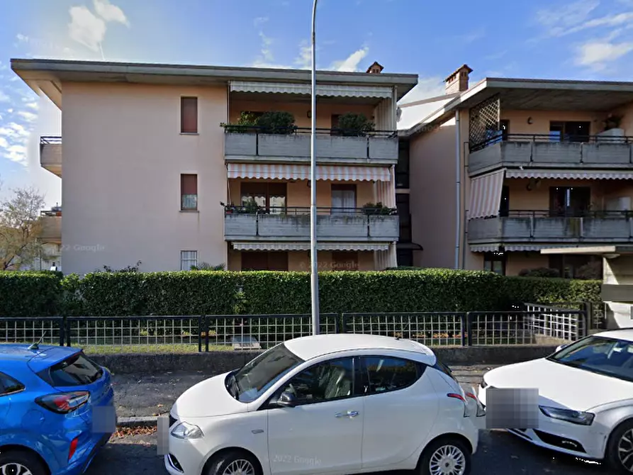 Immagine 2 di Appartamento in vendita  in Via L. Cherubini a Dalmine