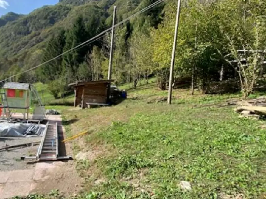 Immagine 10 di Villetta a schiera in vendita  in Via Gavazzo a Valbondione