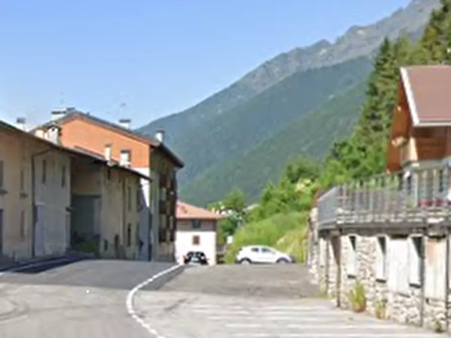 Immagine 7 di Negozio in vendita  in Via della Costa a Schilpario