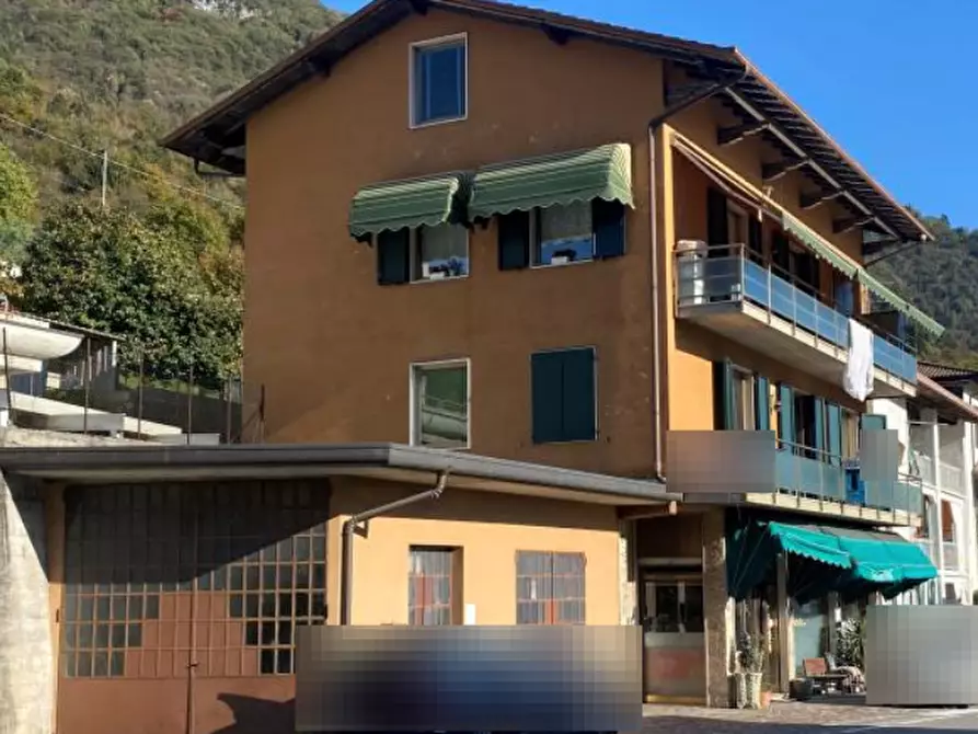 Immagine 1 di Negozio in vendita  in Via Sant’Antonio a Sovere