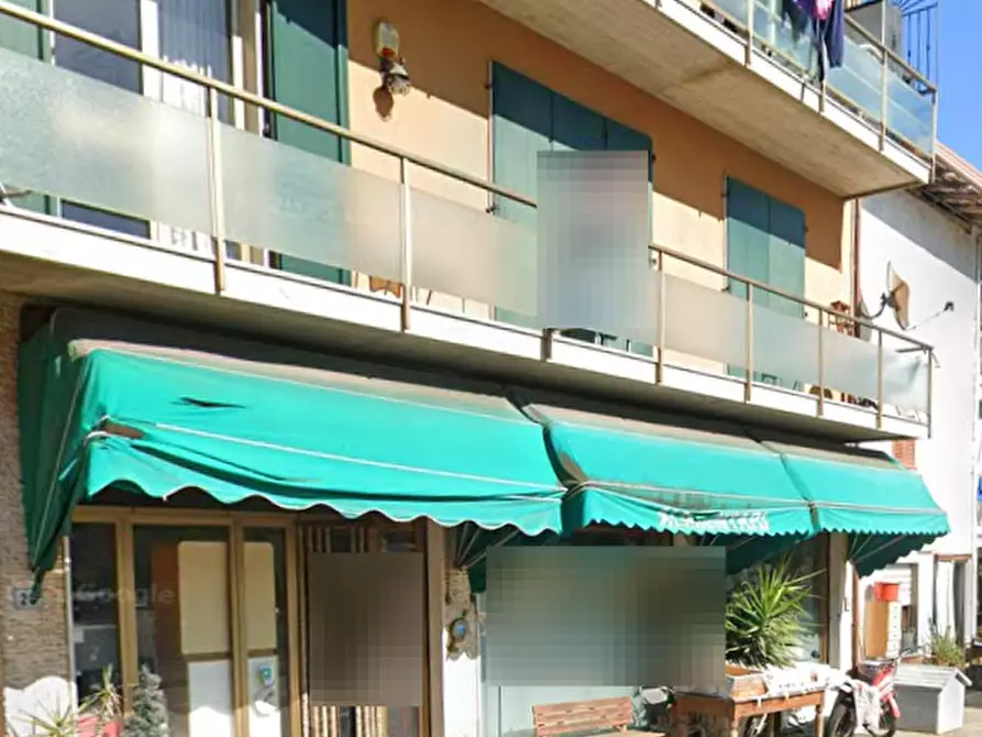 Immagine 3 di Negozio in vendita  in Via Sant’Antonio a Sovere