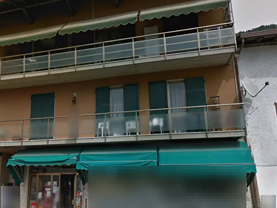 Immagine 5 di Negozio in vendita  in Via Sant’Antonio a Sovere