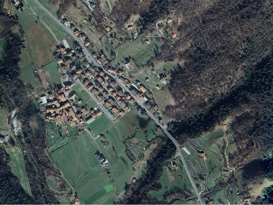 Immagine 12 di Negozio in vendita  in Via Sant’Antonio a Sovere