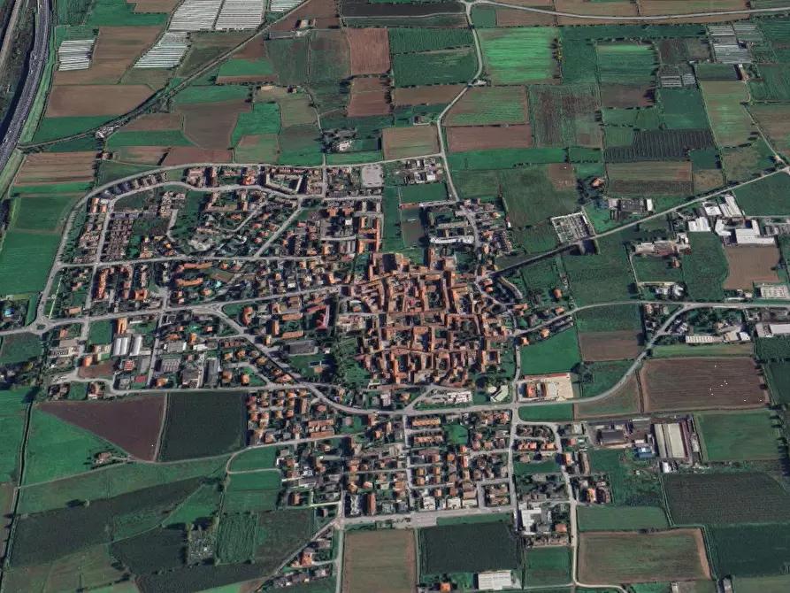 Immagine 8 di Appartamento in vendita  in Via Aldo Lusardi a Calvenzano