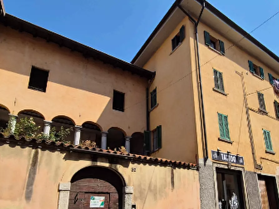 Immagine 11 di Appartamento in vendita  in Via G. Garibaldi a Nembro