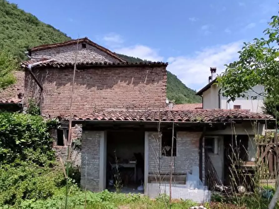 Immagine 7 di Rustico / casale in vendita  in Frazione Osgnetto a San Leonardo