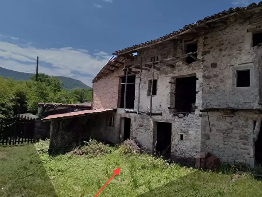 Immagine 18 di Rustico / casale in vendita  in Frazione Osgnetto a San Leonardo