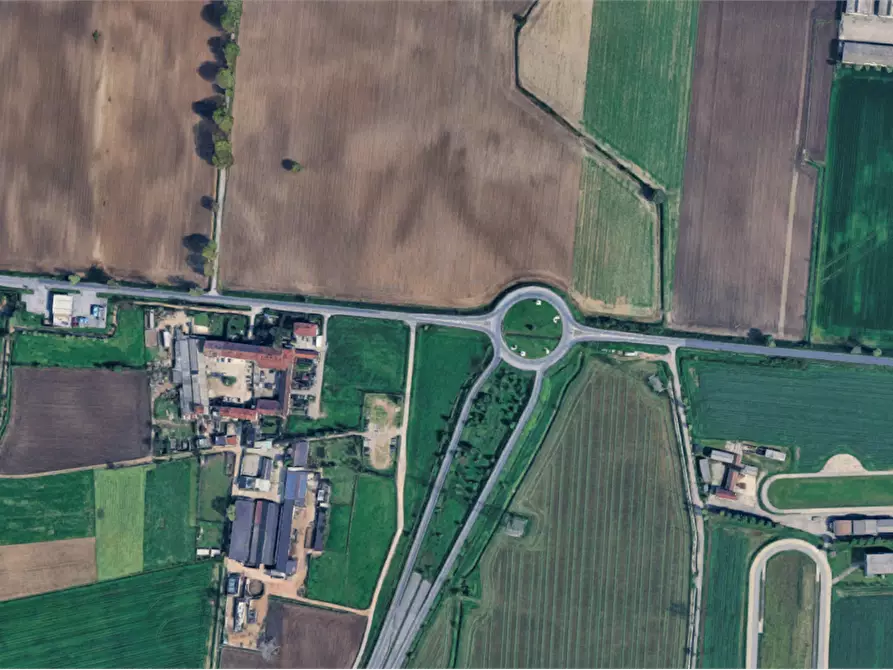 Immagine 11 di Appartamento in vendita  in Via Milano a Treviglio