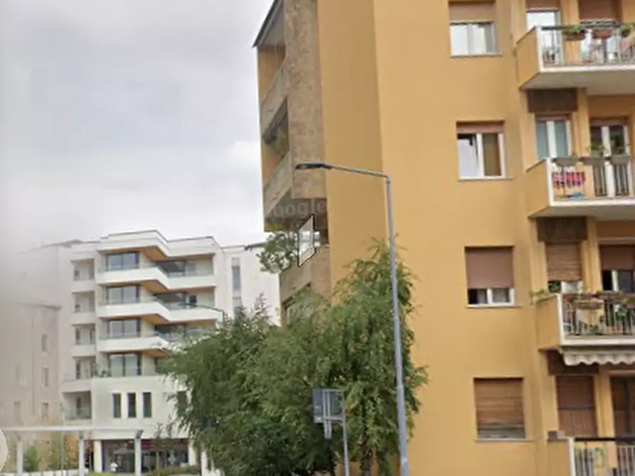 Immagine 9 di Ufficio in vendita  in Via Natale Morzenti a Bergamo