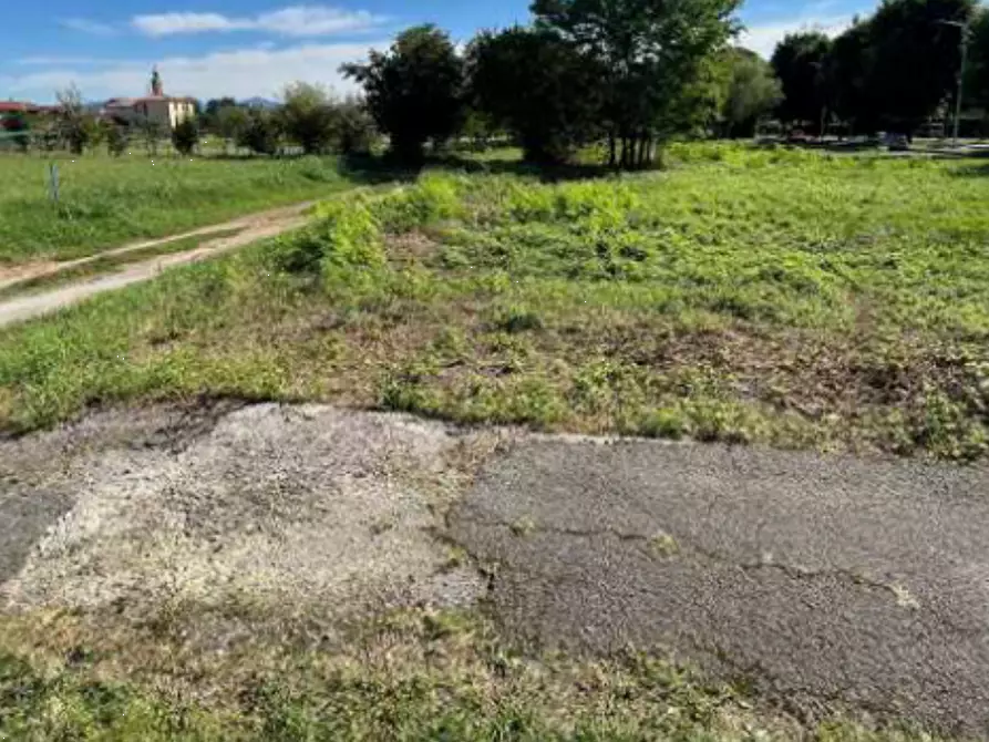 Immagine 3 di Terreno edificabile in vendita  in Via Carabello Poma a Suisio