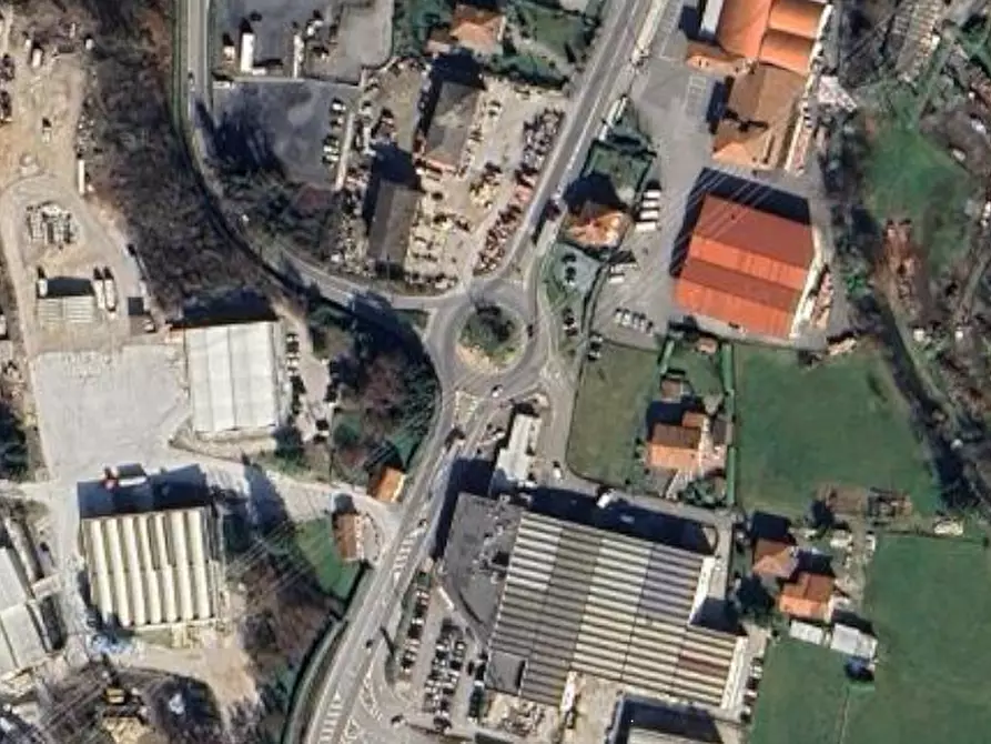 Immagine 18 di Villa in vendita  in Via Nazionale a Casazza