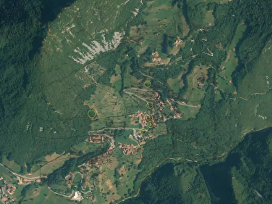 Immagine 1 di Terreno agricolo in vendita  in Località  Oltressenda Alta a Oltressenda Alta