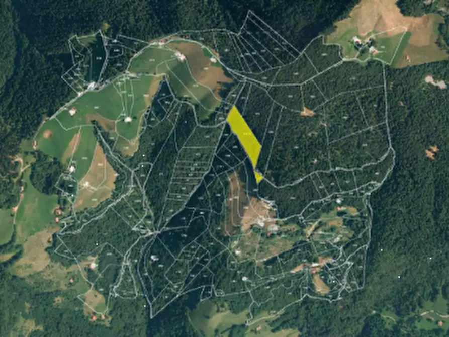 Immagine 2 di Terreno agricolo in vendita  in Località  Oltressenda Alta a Oltressenda Alta