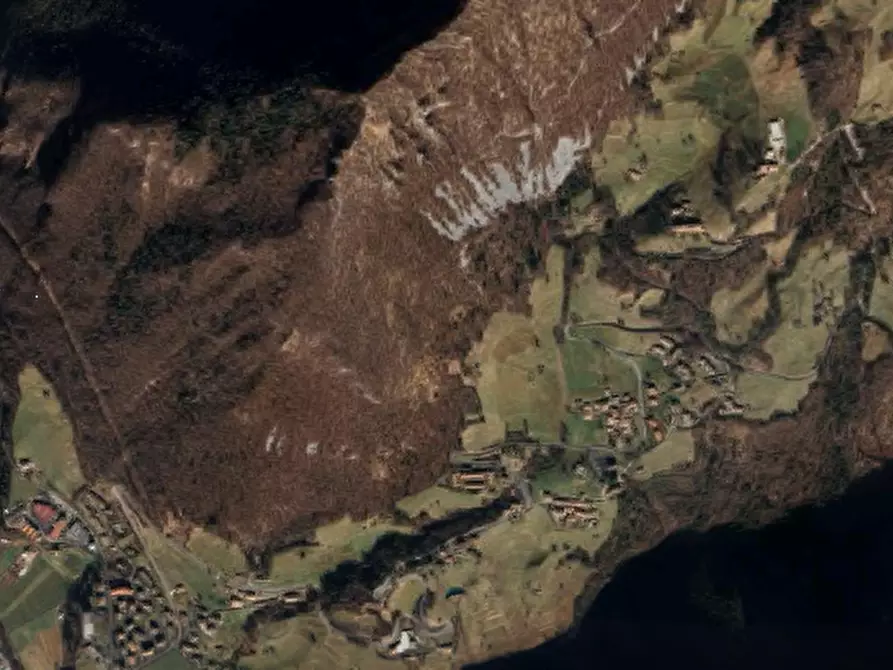 Immagine 4 di Terreno agricolo in vendita  in Località  Oltressenda Alta a Oltressenda Alta