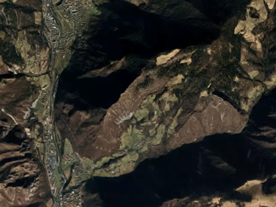 Immagine 7 di Terreno agricolo in vendita  in Località  Oltressenda Alta a Oltressenda Alta