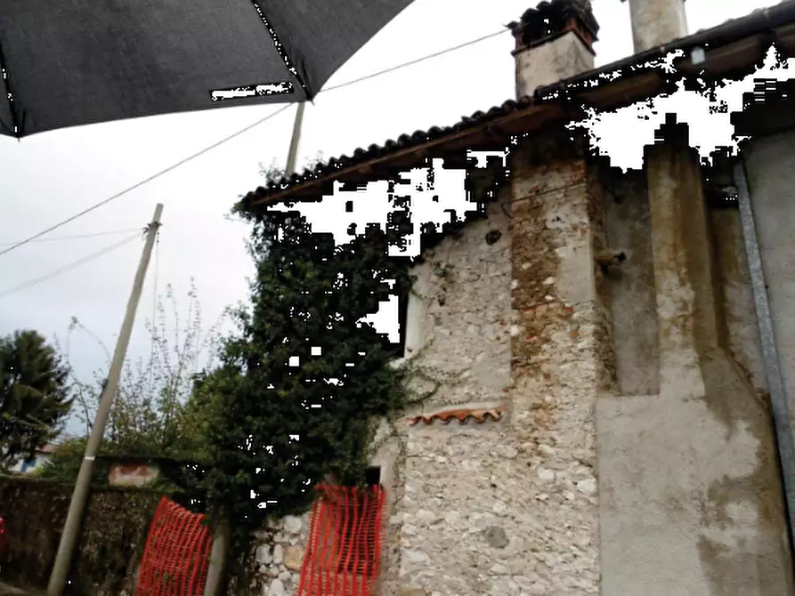 Immagine 2 di Porzione di casa in vendita  in Vicolo San Martino a Aviano