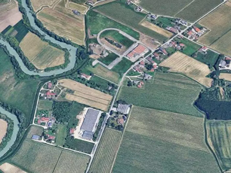 Immagine 13 di Terreno agricolo in vendita  in Via Cornizzai a Pasiano Di Pordenone
