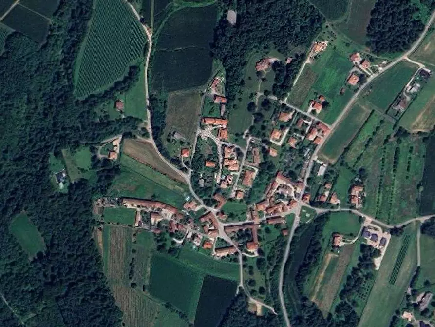 Immagine 5 di Terreno agricolo in vendita  in Frazione Felettano a Tricesimo