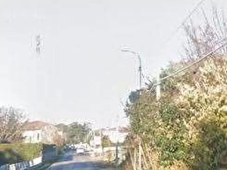 Immagine 7 di Negozio in vendita  in Via Antonini a Pozzuolo Del Friuli