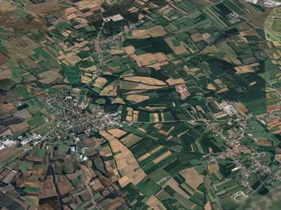 Immagine 14 di Negozio in vendita  in Via Antonini a Pozzuolo Del Friuli