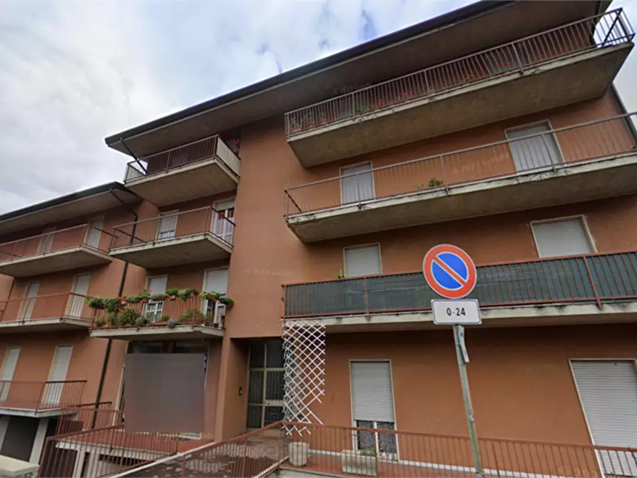 Immagine 8 di Appartamento in vendita  in Via Verdi  a Leffe