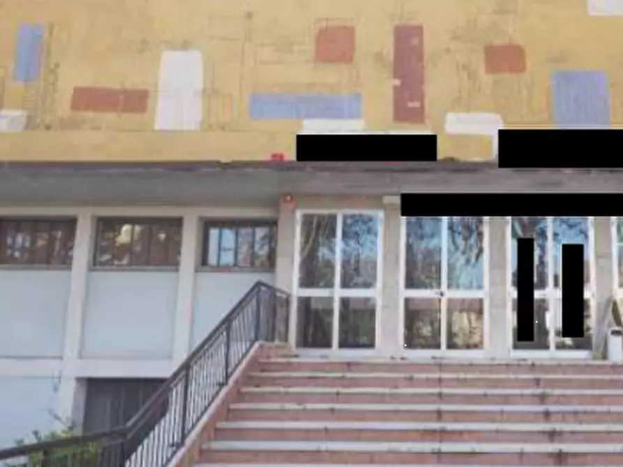 Immagine 12 di Stabile in vendita  in Via Guglielmo Marconi a Rovigo