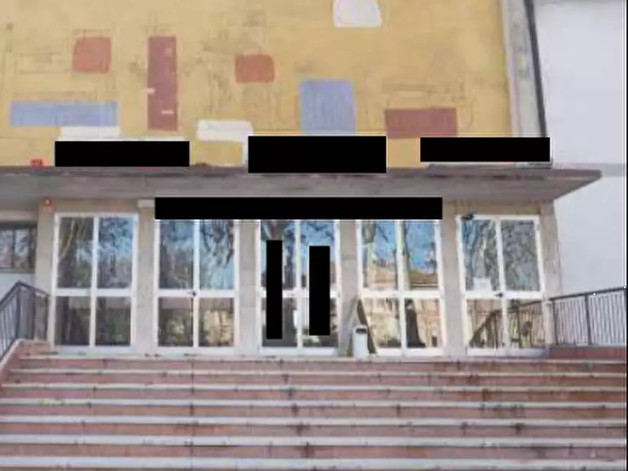 Immagine 13 di Stabile in vendita  in Via Guglielmo Marconi a Rovigo