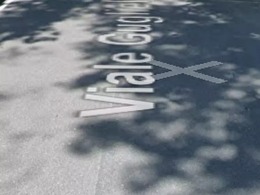 Immagine 27 di Stabile in vendita  in Via Guglielmo Marconi a Rovigo