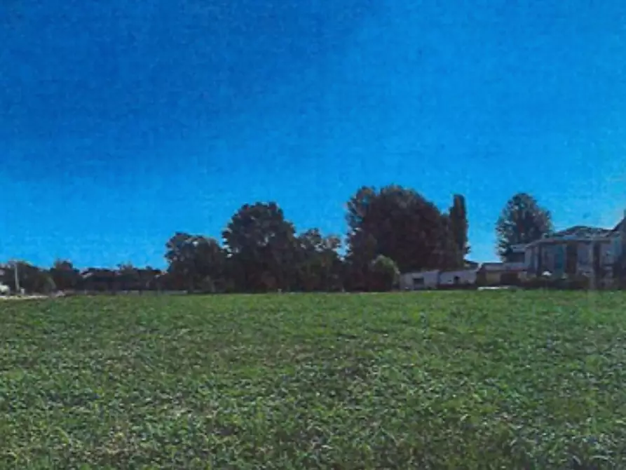 Immagine 7 di Terreno edificabile in vendita  in Via Correggio a Bondeno