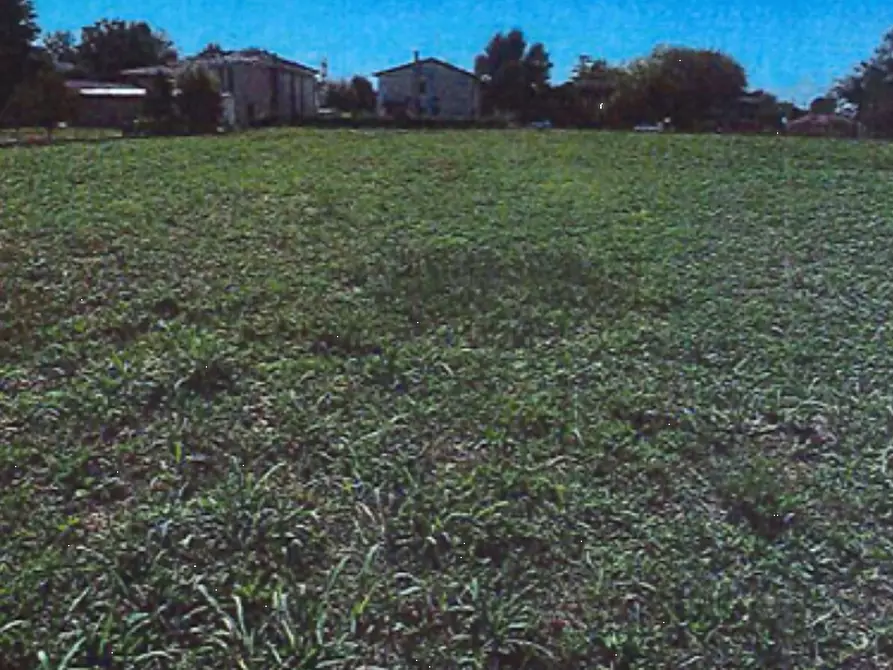 Immagine 8 di Terreno edificabile in vendita  in Via Correggio a Bondeno