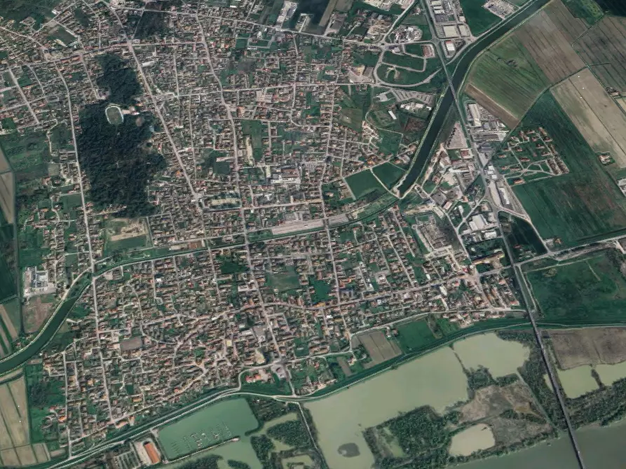 Immagine 14 di Ufficio in vendita  in Corso Risorgimento a Porto Viro