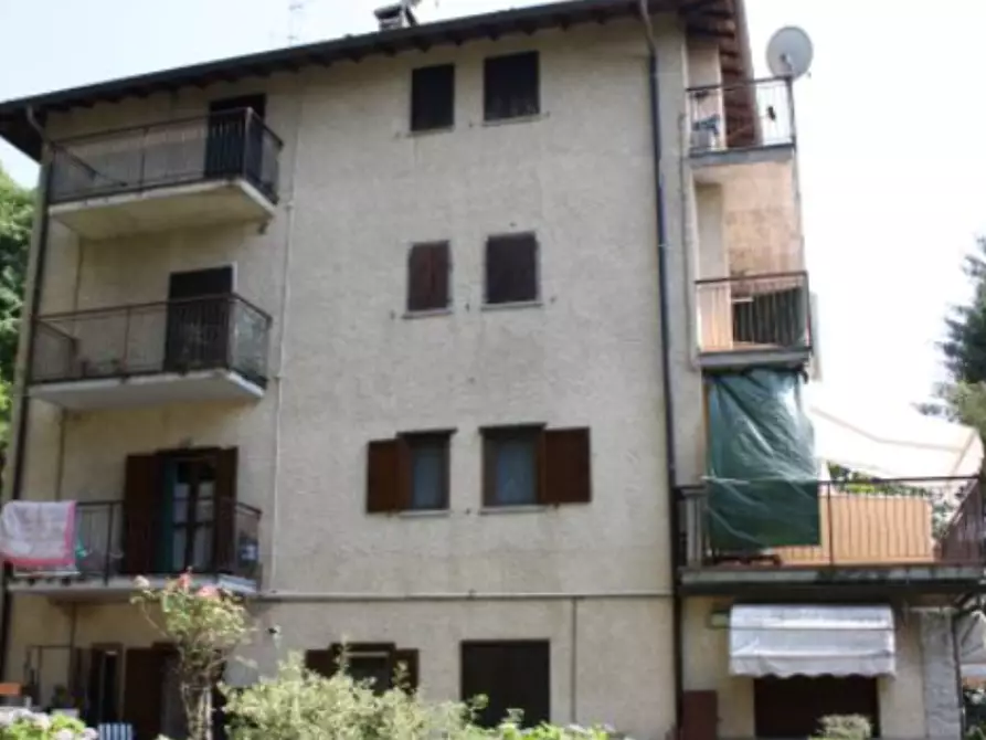 Immagine 10 di Appartamento in vendita  in Via delle Querce a Grone