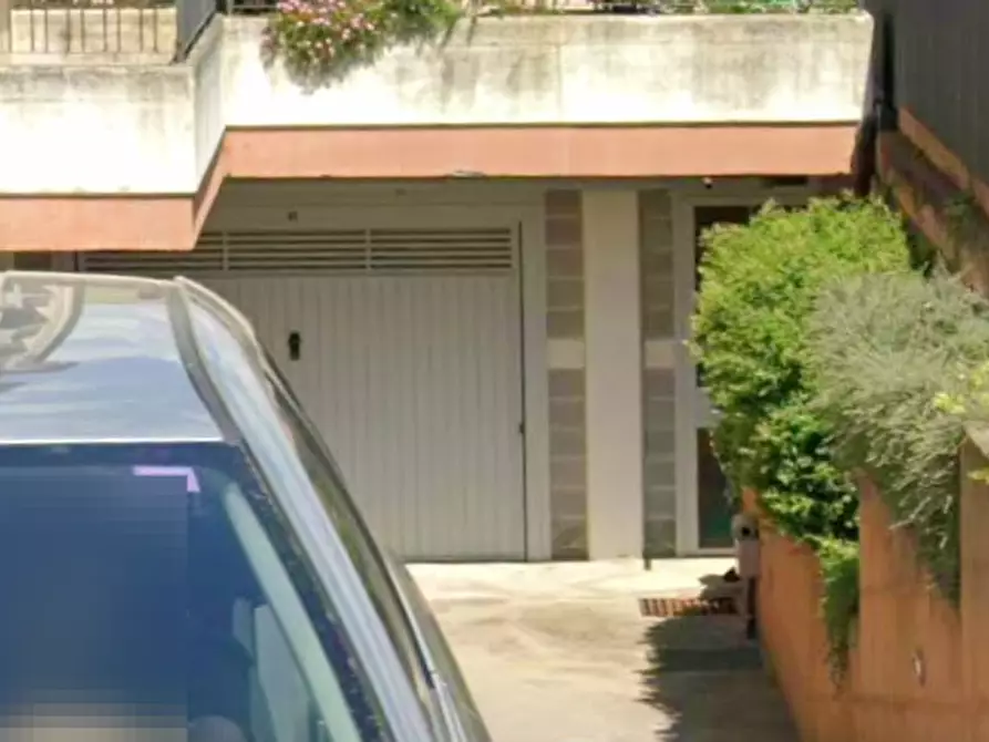 Immagine 4 di Garage in vendita  in Riviera Giacomo Matteotti a Badia Polesine