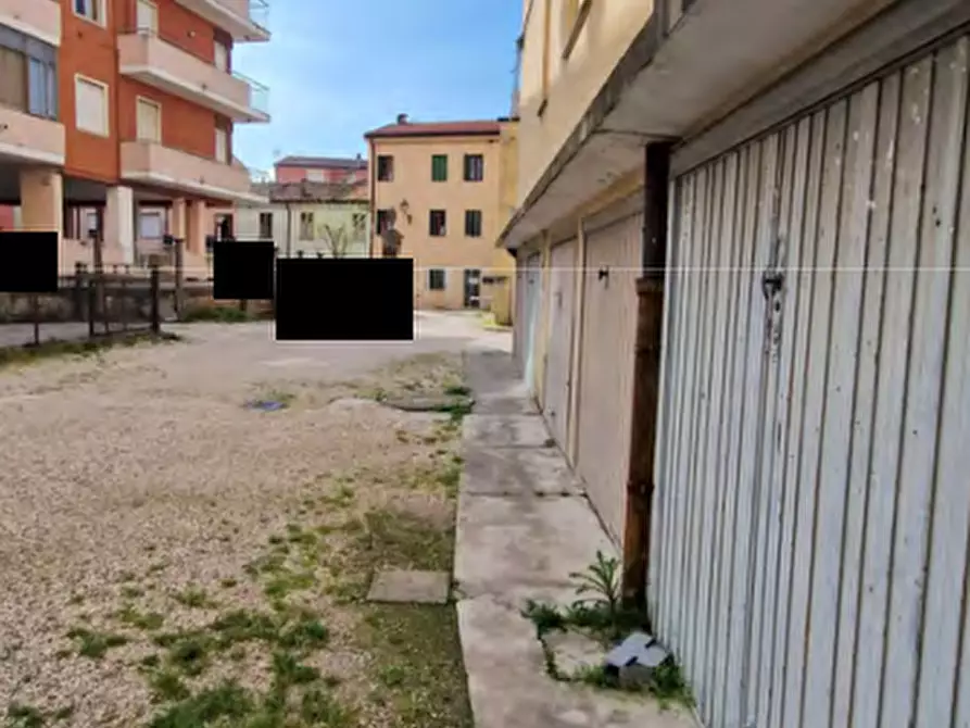 Immagine 1 di Appartamento in vendita  in Via Luigi Boscolo a Rovigo