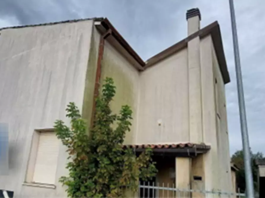 Immagine 3 di Casa indipendente in vendita  in Via Monti a Frassinelle Polesine