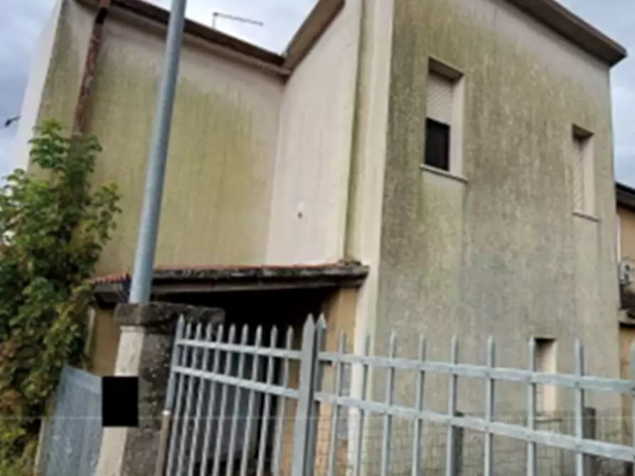 Immagine 5 di Casa indipendente in vendita  in Via Monti a Frassinelle Polesine