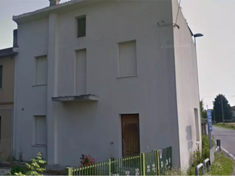 Immagine 10 di Casa indipendente in vendita  in Via Monti a Frassinelle Polesine