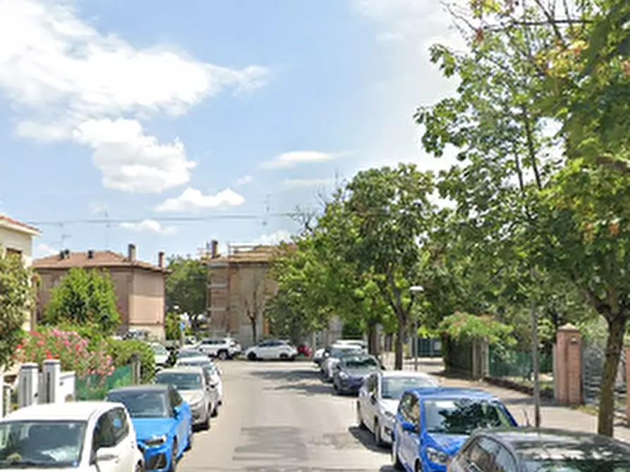 Immagine 5 di Appartamento in vendita  in Viale della Libertà a Cento