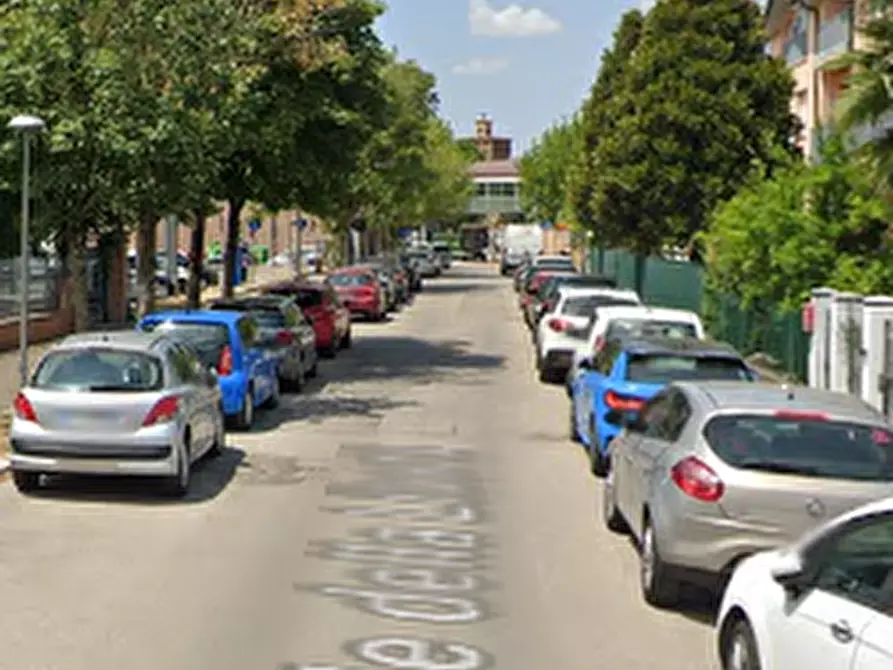 Immagine 7 di Appartamento in vendita  in Viale della Libertà a Cento