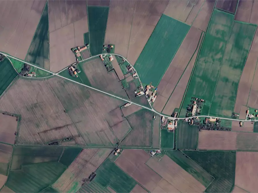 Immagine 8 di Magazzino in vendita  in Via Gorghi a Canda