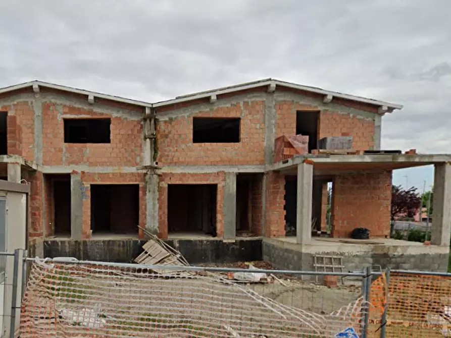 Immagine 1 di Villa in vendita  in Via Gino Tanzi  a Sala Baganza