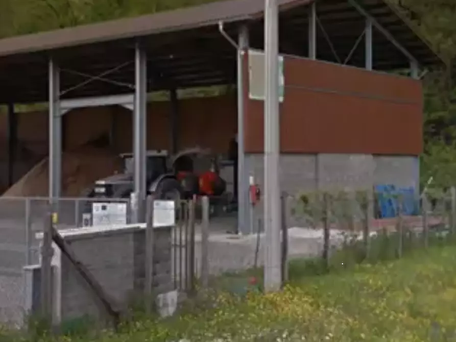 Immagine 1 di Capannone industriale in vendita  in Localita' Iera Campana a Borgo Val Di Taro