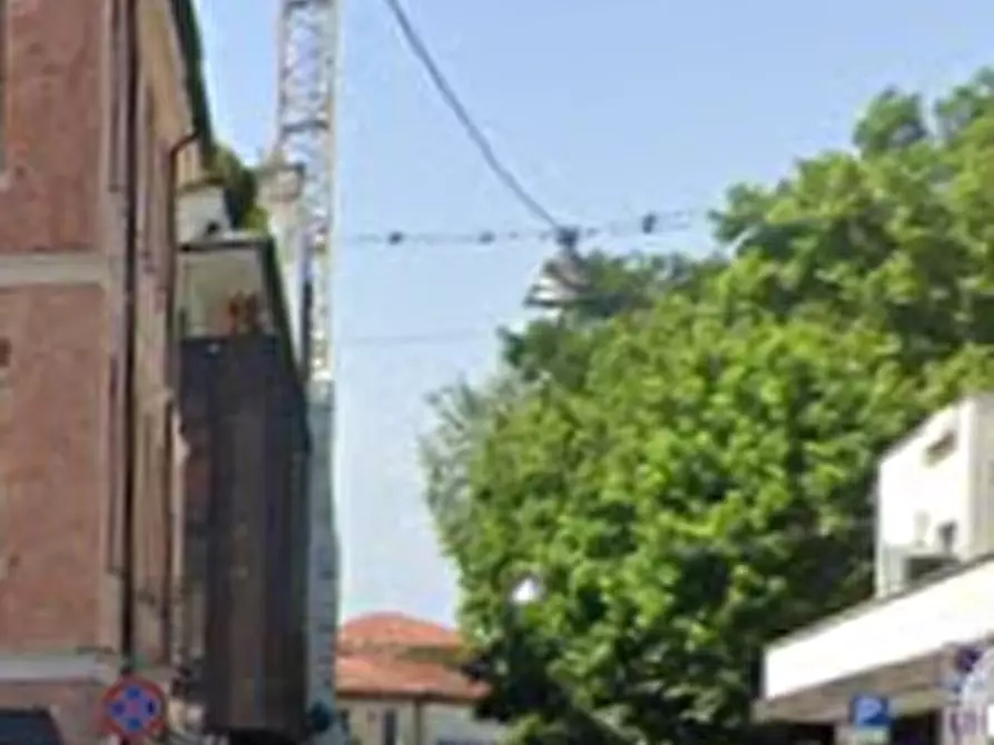 Immagine 6 di Garage in vendita  in via Umberto I a Rovigo
