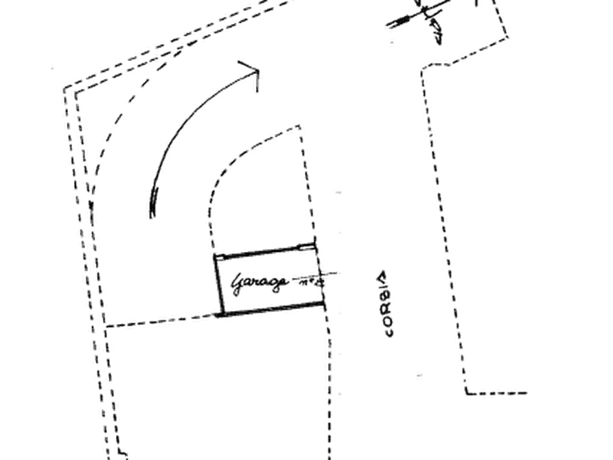 Immagine 11 di Garage in vendita  in via Umberto I a Rovigo