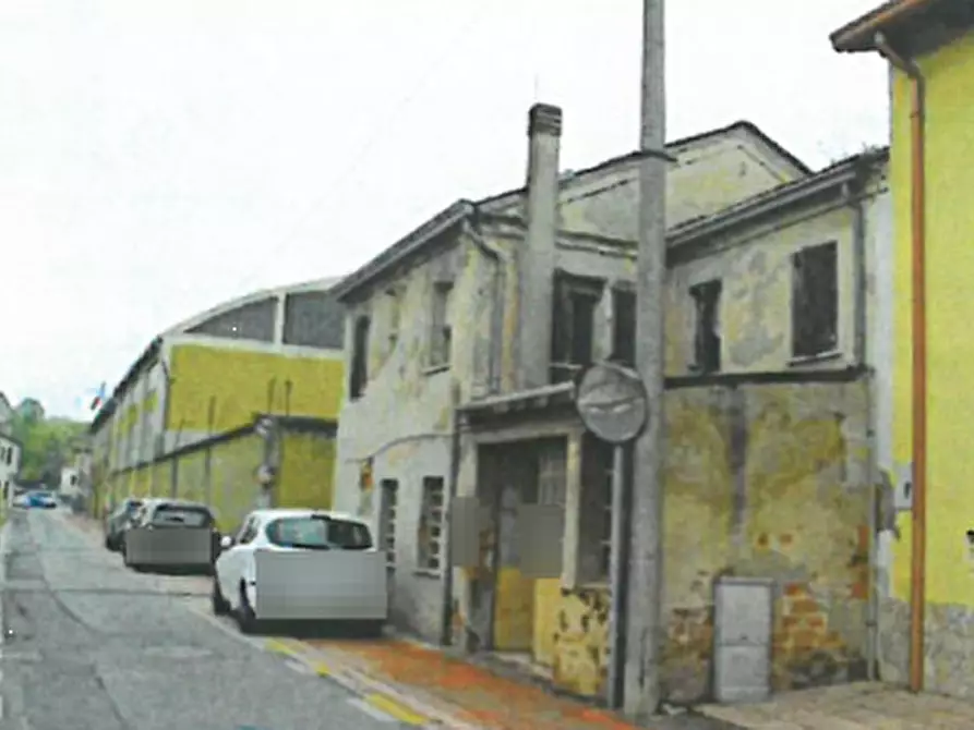 Immagine 1 di Laboratorio in vendita  in Via Matteotti a Limena