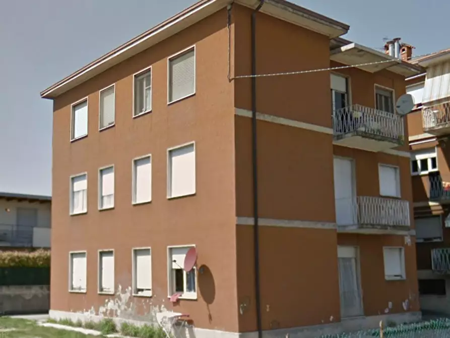 Immagine 13 di Appartamento in vendita  in Via Giacomo Matteotti a Brembate