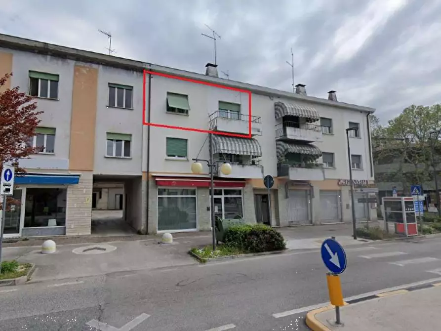 Immagine 1 di Appartamento in vendita  in Viale Venezia Giulia a Cormons