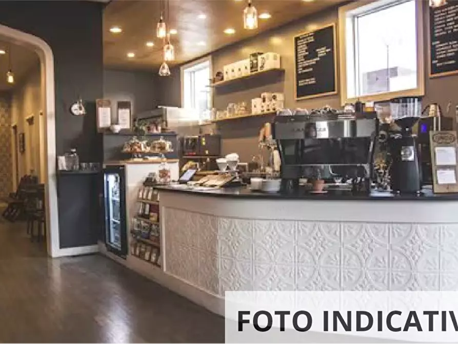 Immagine 4 di Negozio in vendita  in via Boccaleone a Ferrara